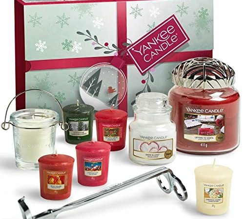 Yankee Candle confezione regalo | 8 candele profumate, portacandele, taglia-stoppino e paralume Illuma-Lid | Set di candele natalizie da 11 pezzi | Regalo perfetto per le donne